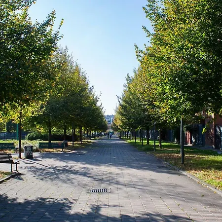 Flat With Private Garden- Direct Metro Connection To Duomo In 15 Min Appartement *