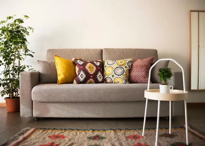 Apartmán Flat With Private Garden- Direct Metro Connection To Duomo In 15 Min Milán