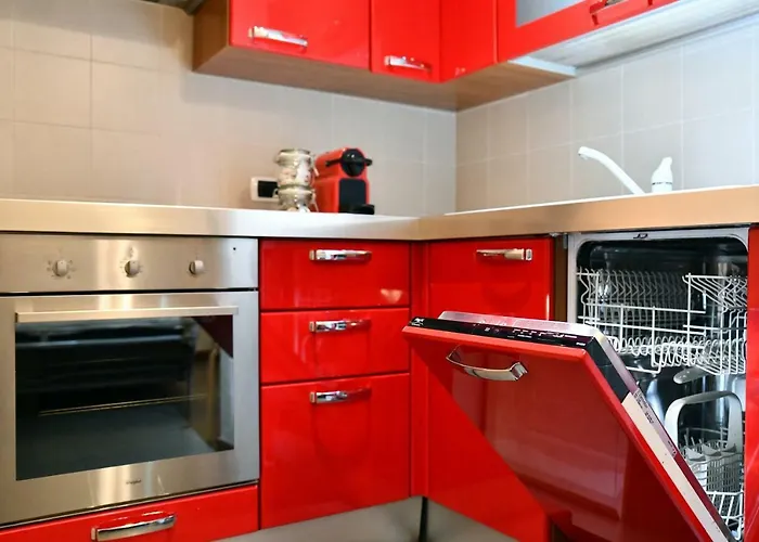 Flat With Private Garden- Direct Metro Connection To Duomo In 15 Min Apartmán *