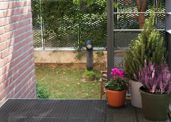 Flat With Private Garden- Direct Metro Connection To Duomo In 15 Min * Milán